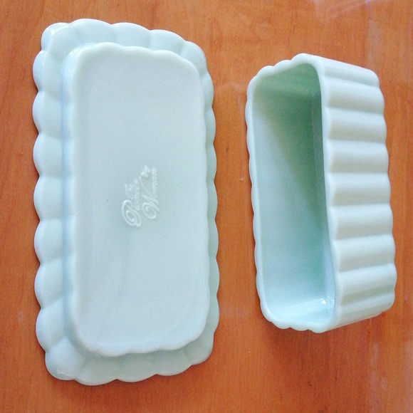 Pioneer Woman Timeless Beauty Butter Dish Jade Jadeite Green w Lid - Picture 4 of 4